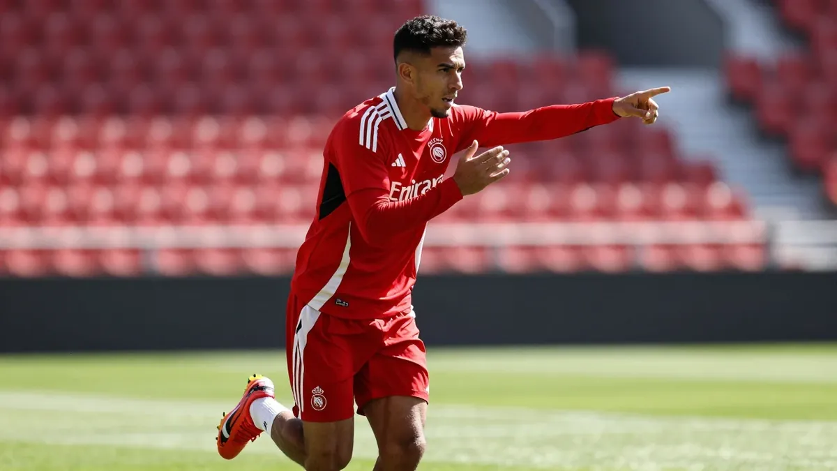 Atlético Madrid captain Koke Resurrección will match Bobby Charlton's 746 appearances for a single club if he plays...